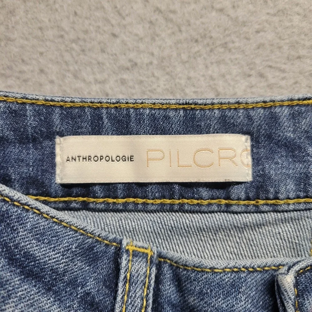 Anthropologie Pilcro Distressed Straight Leg Jeans Medium Wash Size 25 Distress